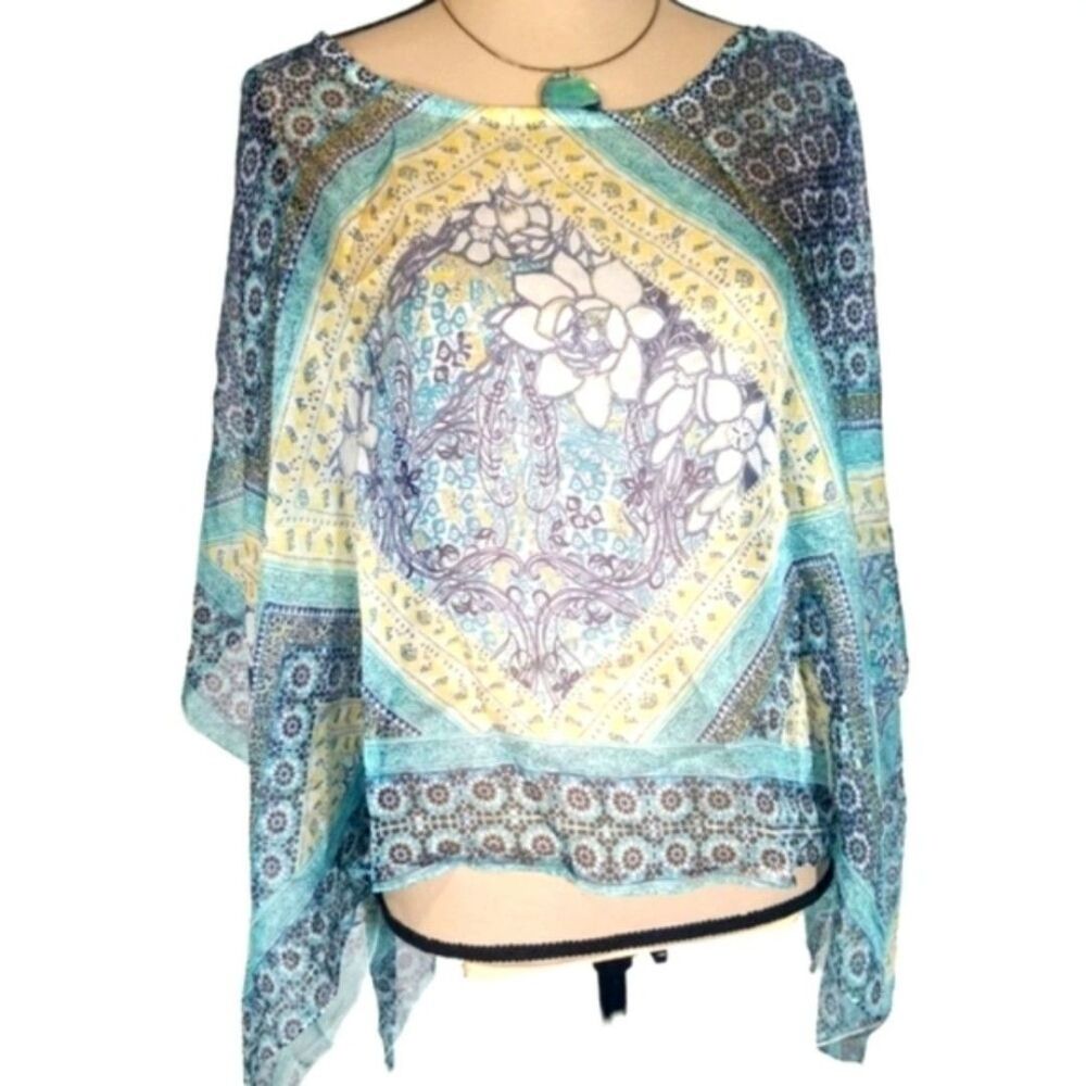 Style & Co. Overlay Floral pattern Poncho Top. L